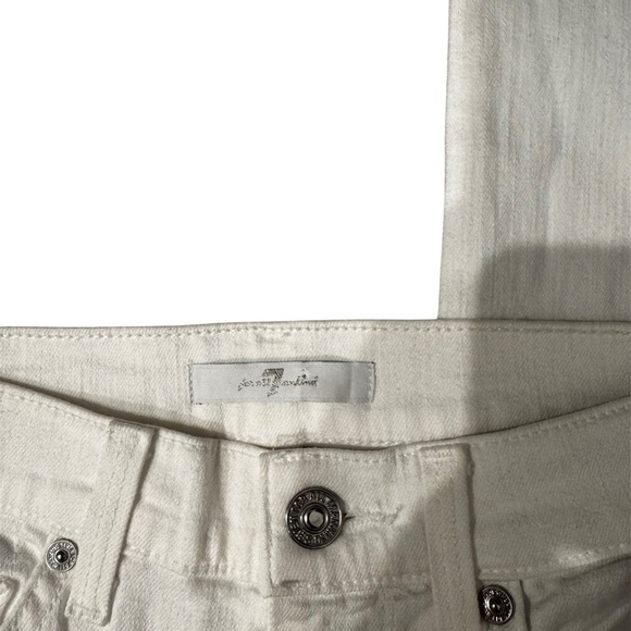 7 For All Mankind High-Waisted Ankle Jean - Picture 6 of 9